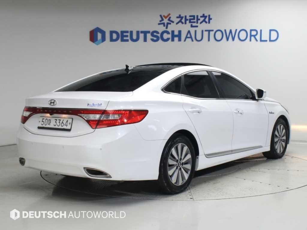 현대 그랜저 그랜저 HG 하이브리드 PREMIUM 이미지 2