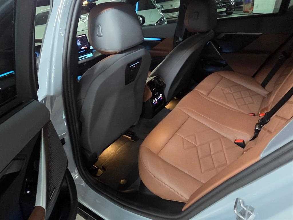 BMW 5시리즈 5시리즈 (G60) 530e M 스포츠 이미지 14