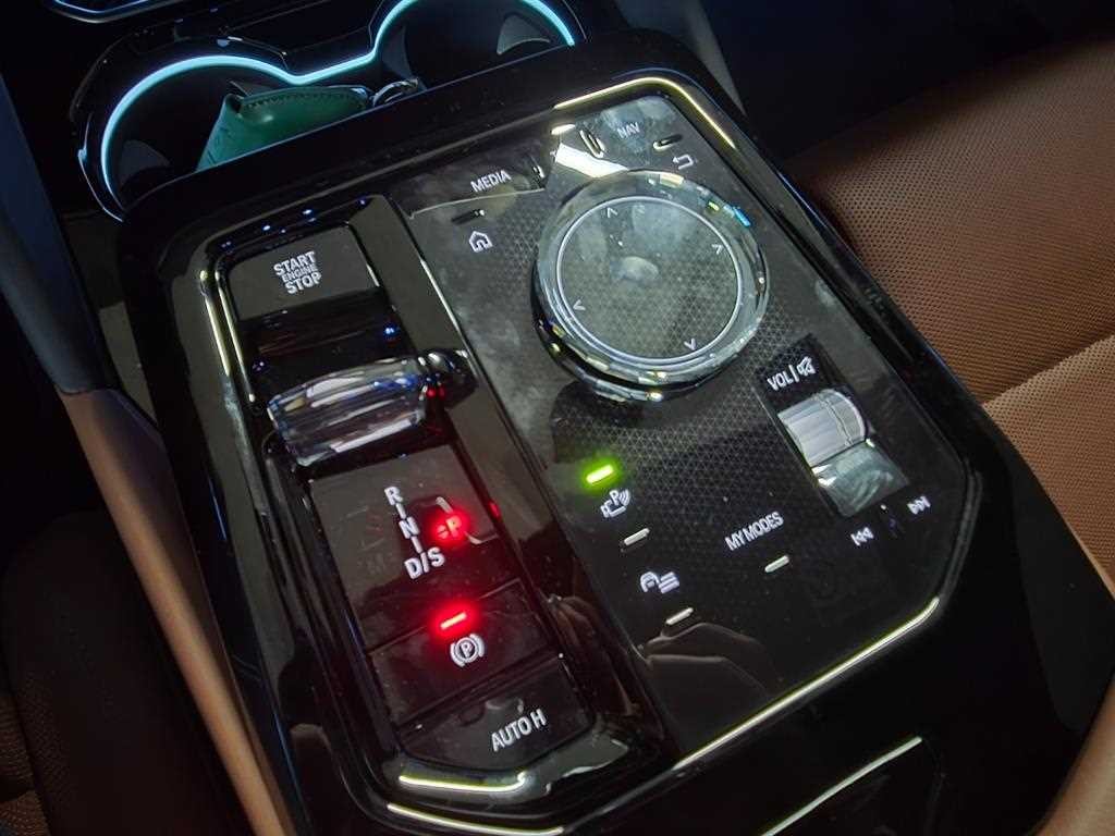 BMW 5시리즈 5시리즈 (G60) 530e M 스포츠 이미지 8
