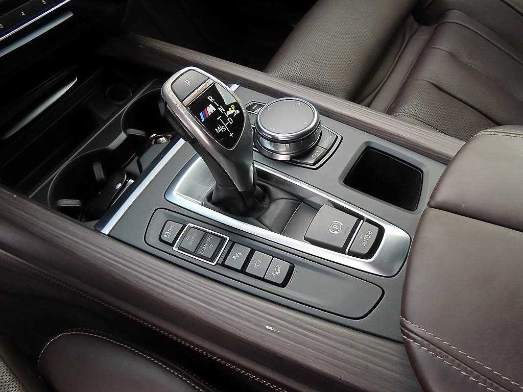 BMW X5 X5 (F15) xDrive M50d 이미지 11