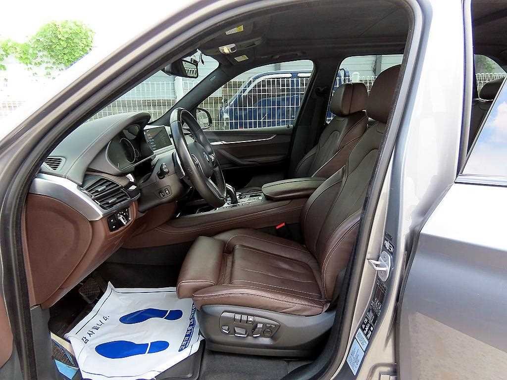 BMW X5 X5 (F15) xDrive M50d 이미지 5