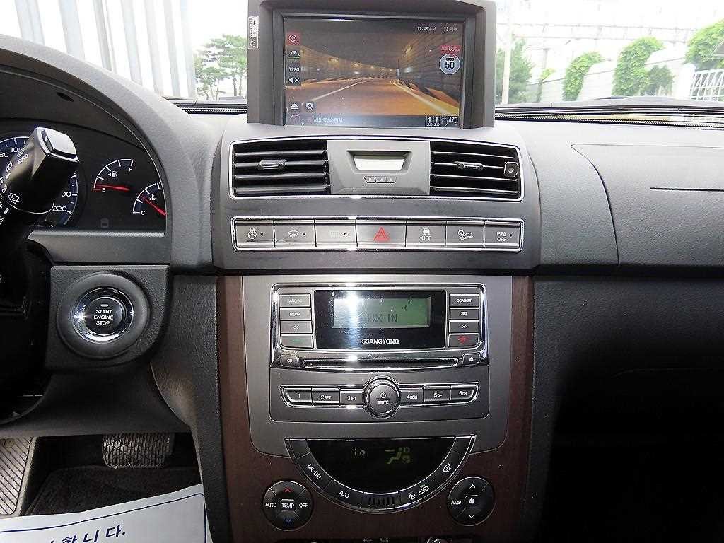 KG모빌리티(쌍용) 렉스턴 렉스턴W 2.0  4WD RX7 프레스티지 이미지 13