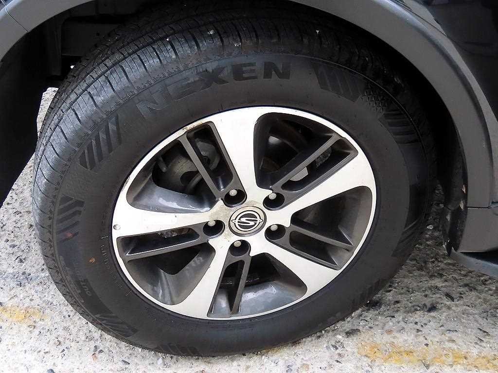 KG모빌리티(쌍용) 렉스턴 렉스턴W 2.0  4WD RX7 프레스티지 이미지 20