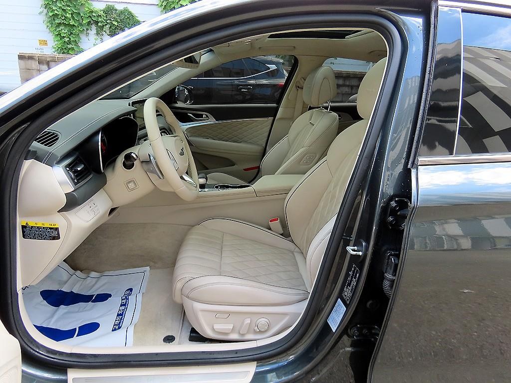 제네시스 G70 3.3T 스포츠 AWD 슈프림 이미지 5