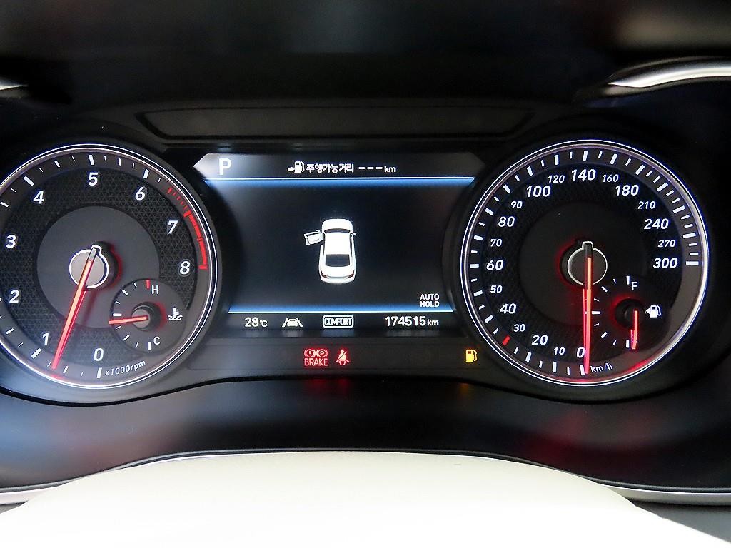 제네시스 G70 3.3T 스포츠 AWD 슈프림 이미지 9