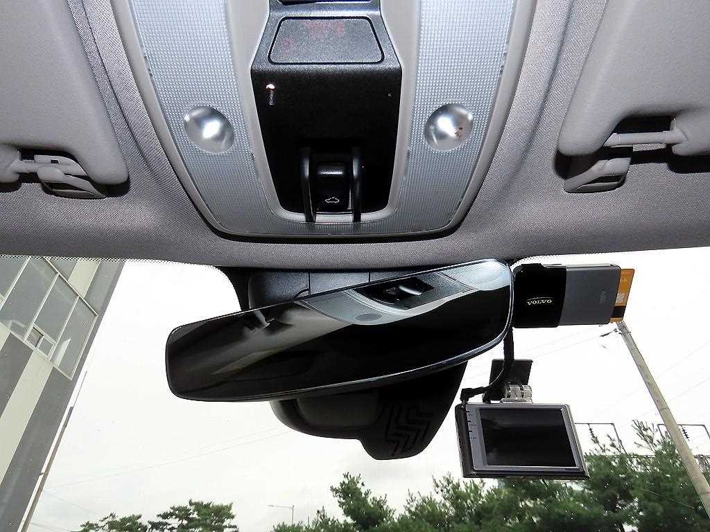 볼보 XC60 D3 이미지 16