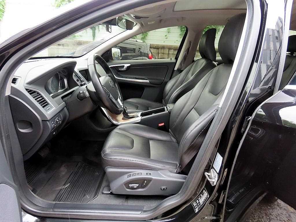 볼보 XC60 D3 이미지 5