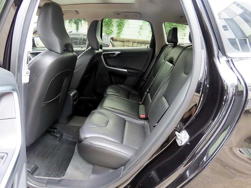 볼보 XC60 D3 이미지 6