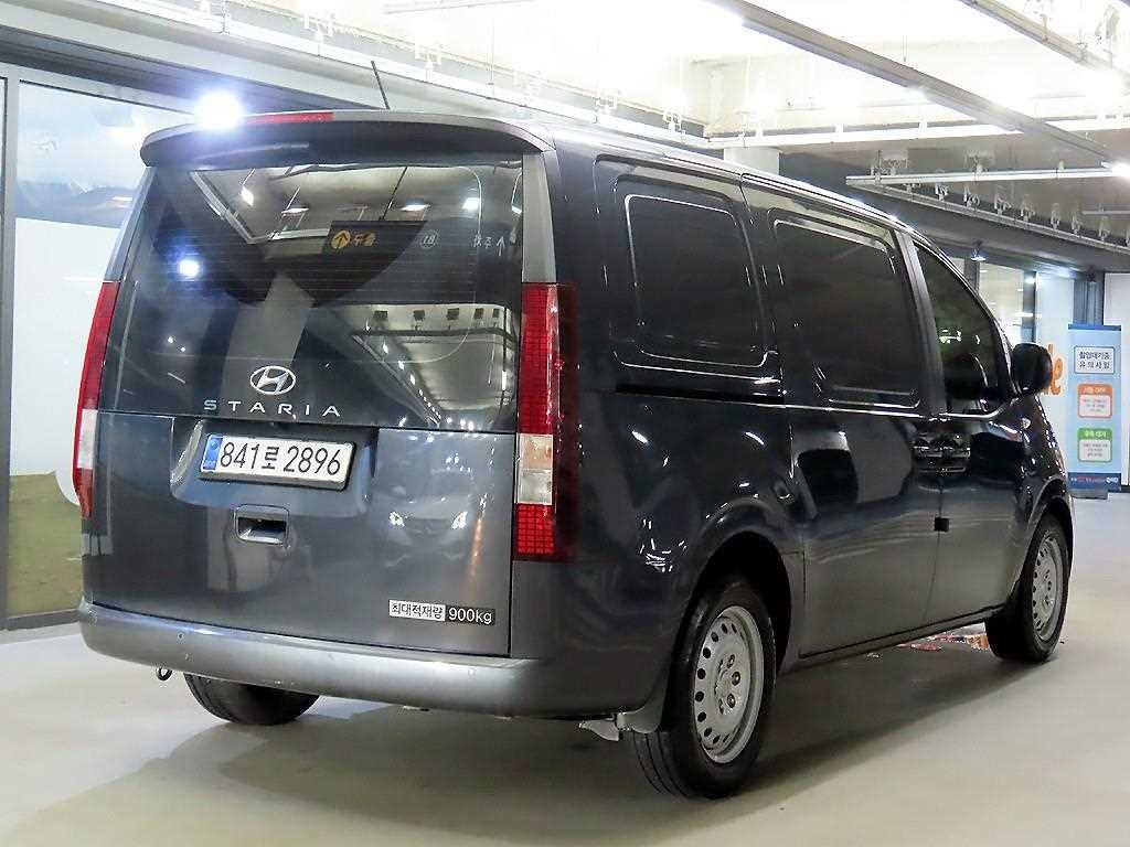 현대 스타리아 2WD 디젤 카고 스마트 3인승 이미지 4