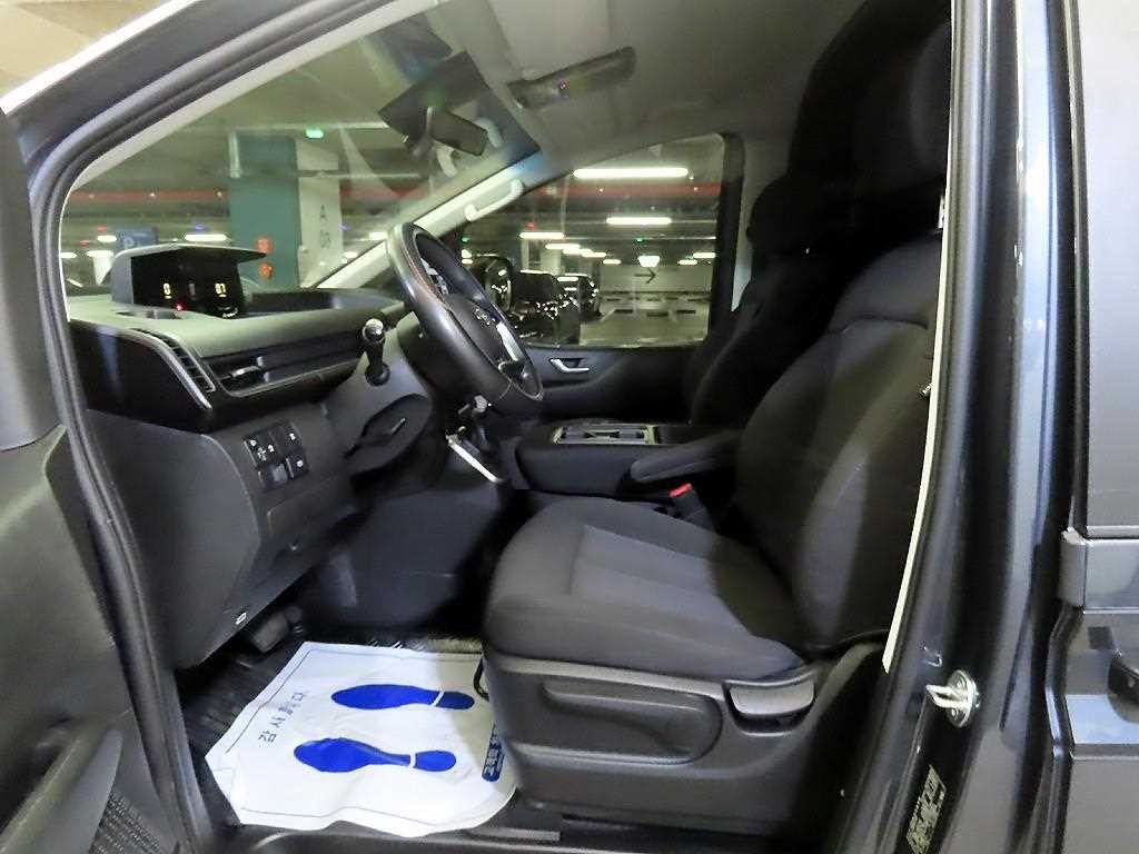 현대 스타리아 2WD 디젤 카고 스마트 3인승 이미지 6