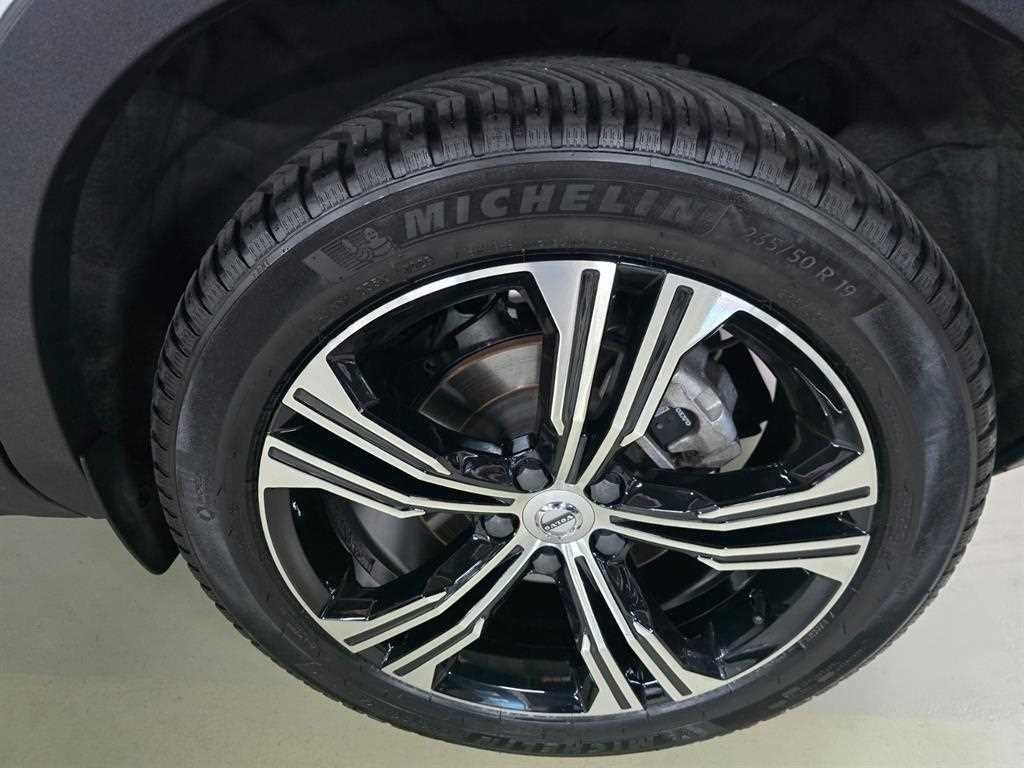 볼보 XC40 T4 4WD 인스크립션 이미지 18