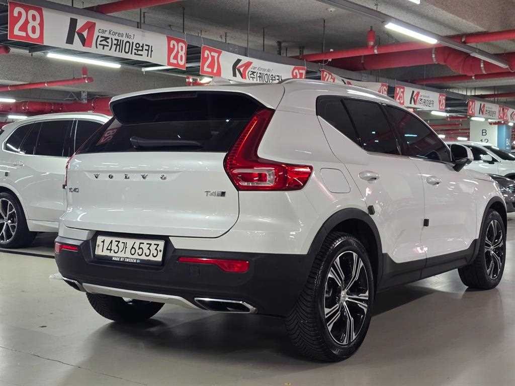 볼보 XC40 T4 4WD 인스크립션 이미지 5