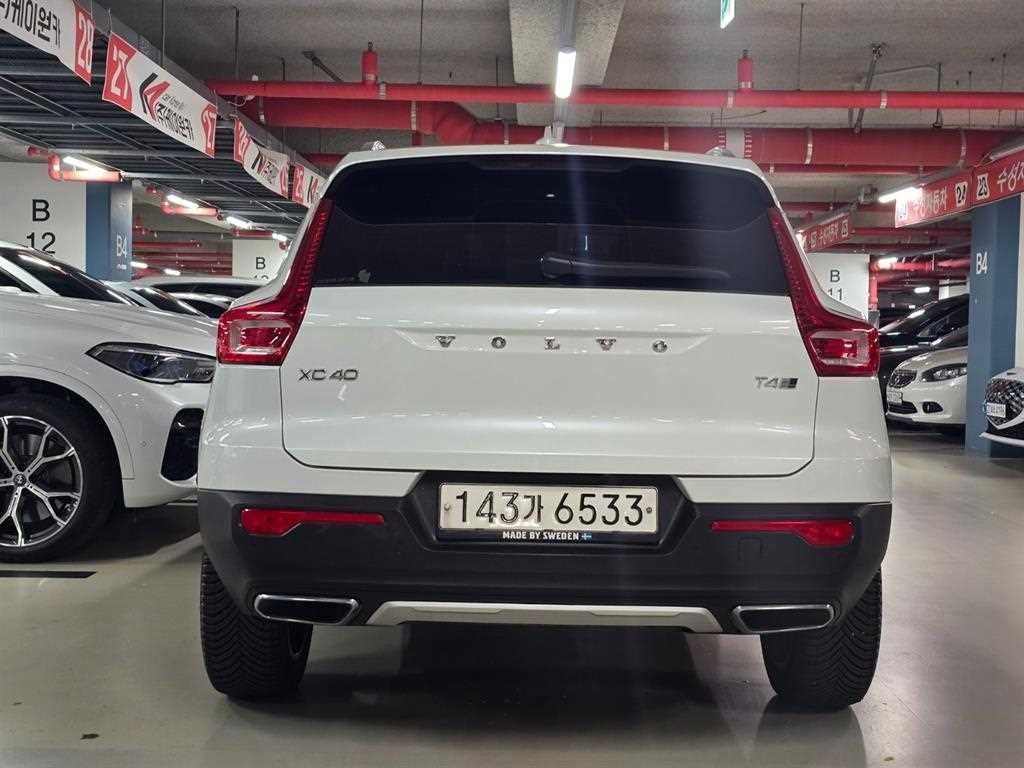 볼보 XC40 T4 4WD 인스크립션 이미지 6