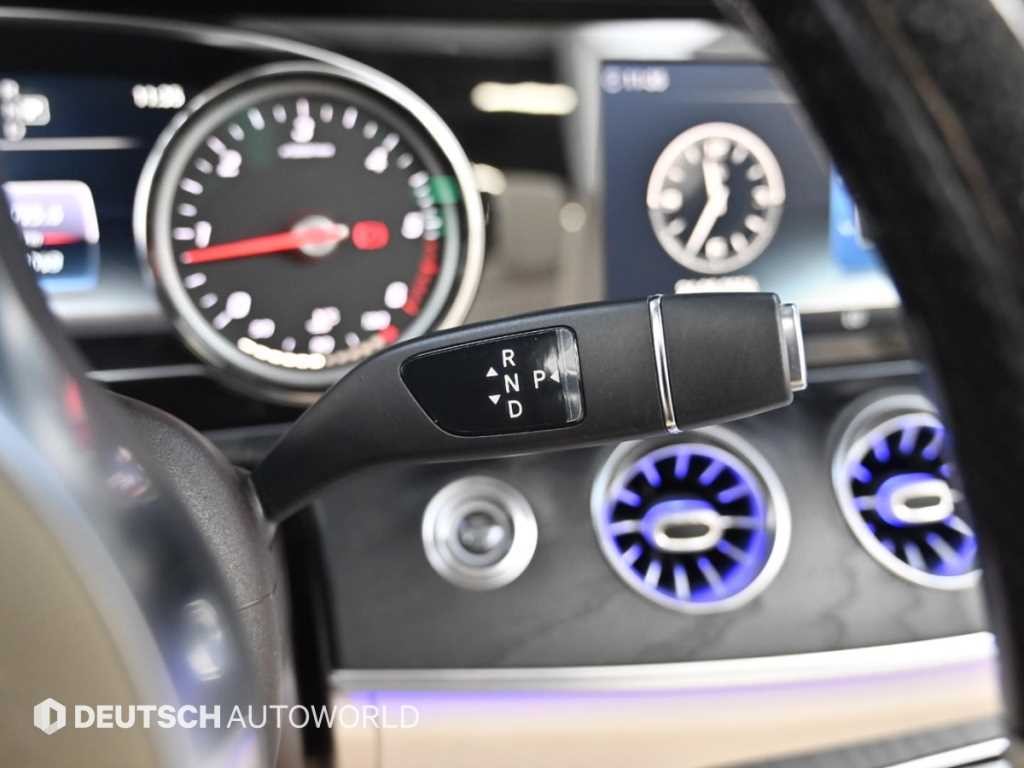 벤츠 E 클래스 E-클래스 W213 E220d 카브리올레 이미지 10