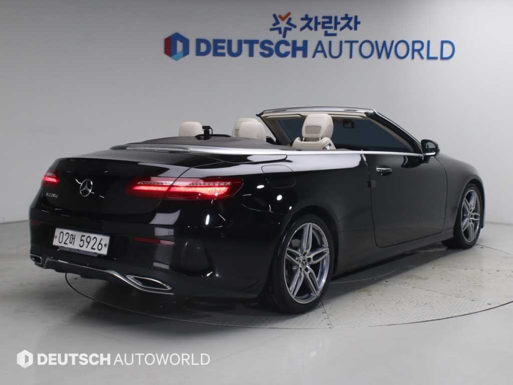 벤츠 E 클래스 E-클래스 W213 E220d 카브리올레 이미지 3