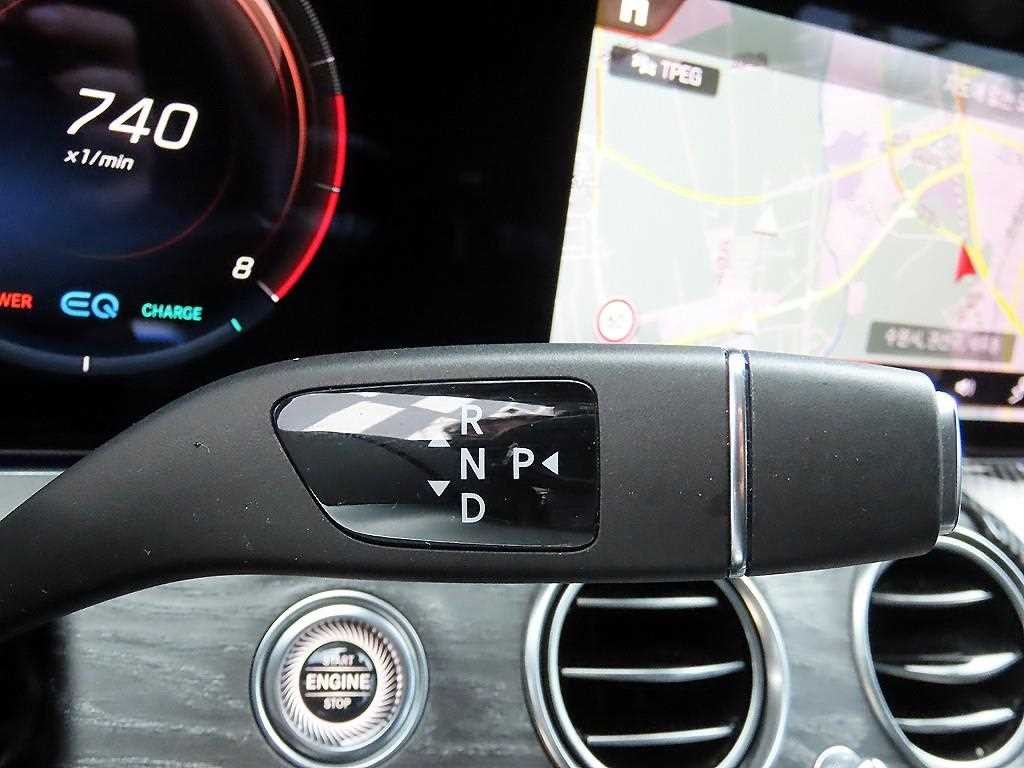 벤츠 E 클래스 E-클래스 W213 E350 4MATIC AMG LINE 이미지 11