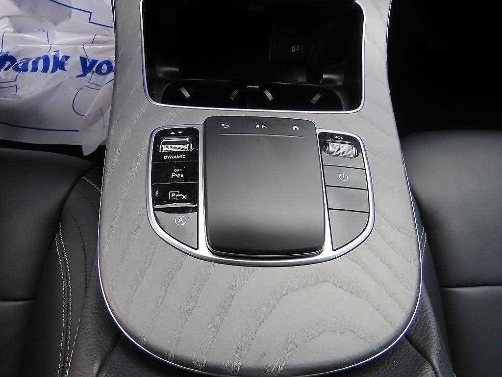 벤츠 E 클래스 E-클래스 W213 E350 4MATIC AMG LINE 이미지 13