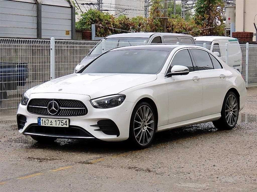 벤츠 E 클래스 E-클래스 W213 E350 4MATIC AMG LINE 이미지 2
