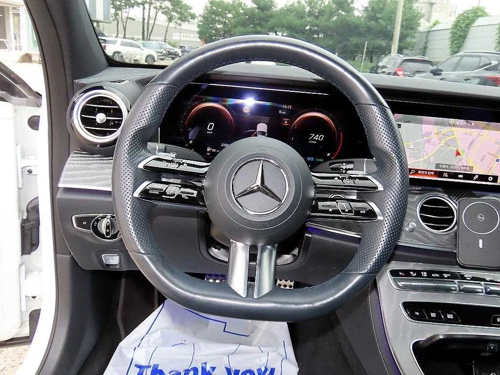 벤츠 E 클래스 E-클래스 W213 E350 4MATIC AMG LINE 이미지 8