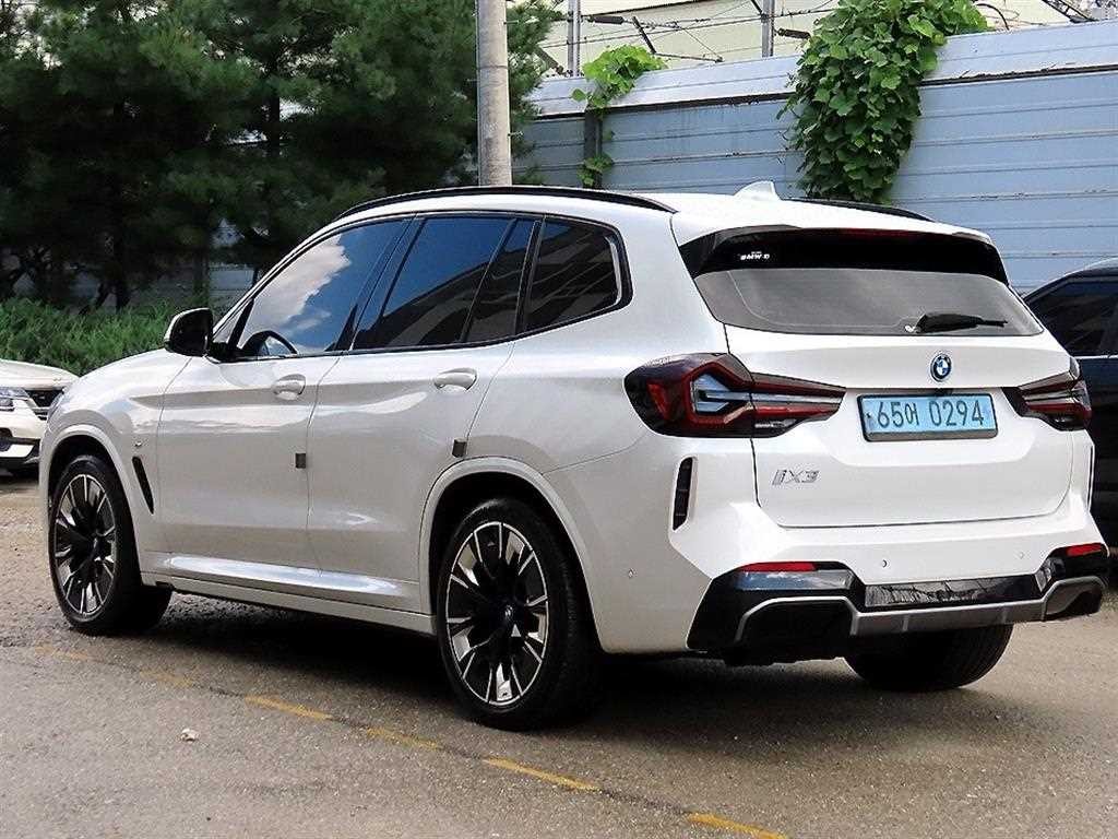BMW iX3 iX3 (G08) M 스포츠 기본형 이미지 3