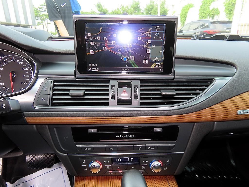 아우디 A7 55 TDI 콰트로 프리미엄 이미지 14