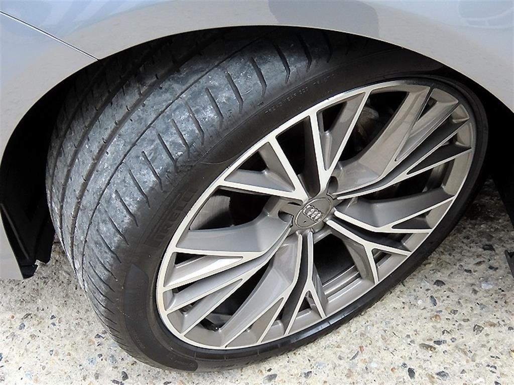 아우디 A7 55 TDI 콰트로 프리미엄 이미지 20