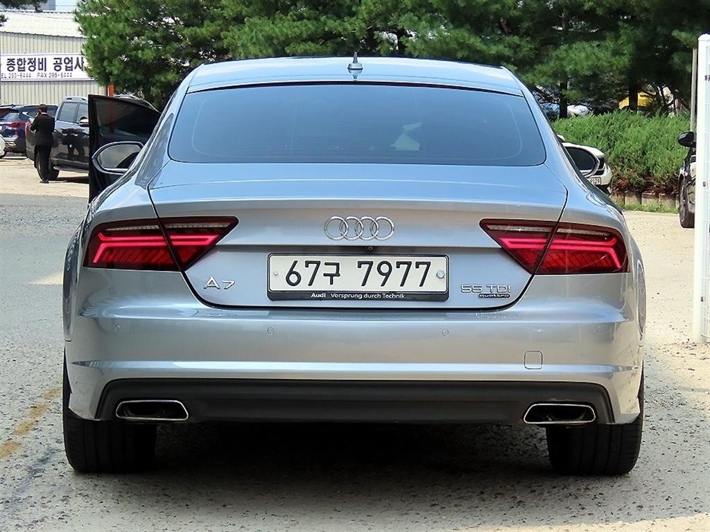 아우디 A7 55 TDI 콰트로 프리미엄 이미지 4
