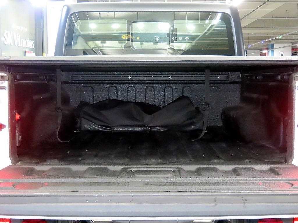 지프 글래디에이터 3.6 루비콘 4WD 이미지 15