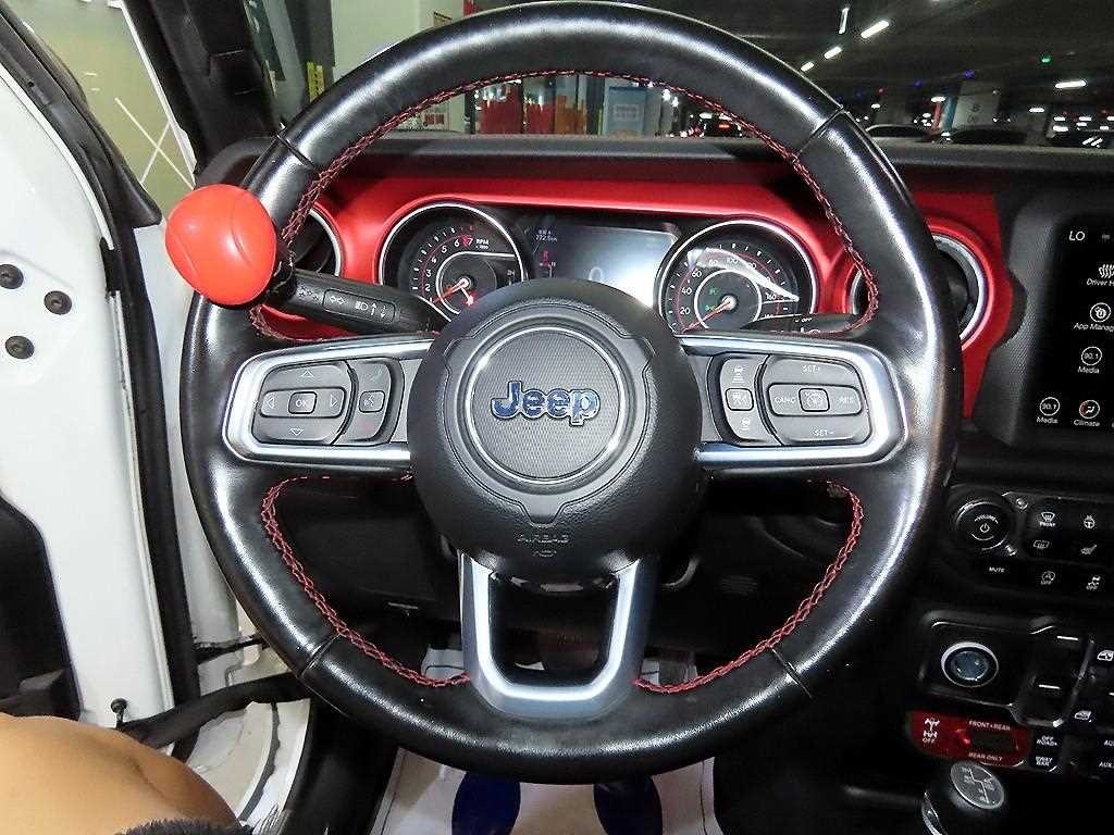 지프 글래디에이터 3.6 루비콘 4WD 이미지 8