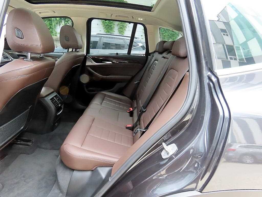 BMW X3 X3 (G01) xDrive 30e xLine 이미지 6