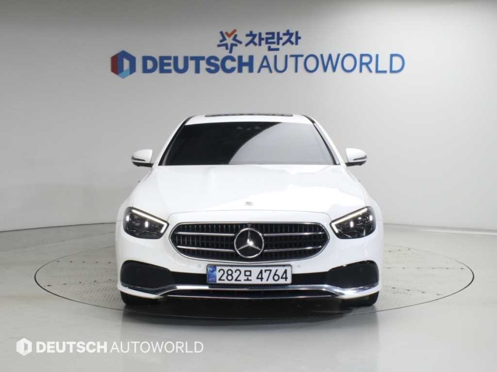 벤츠 E 클래스 E-클래스 W213 E350 4MATIC 아방가르드 이미지 3