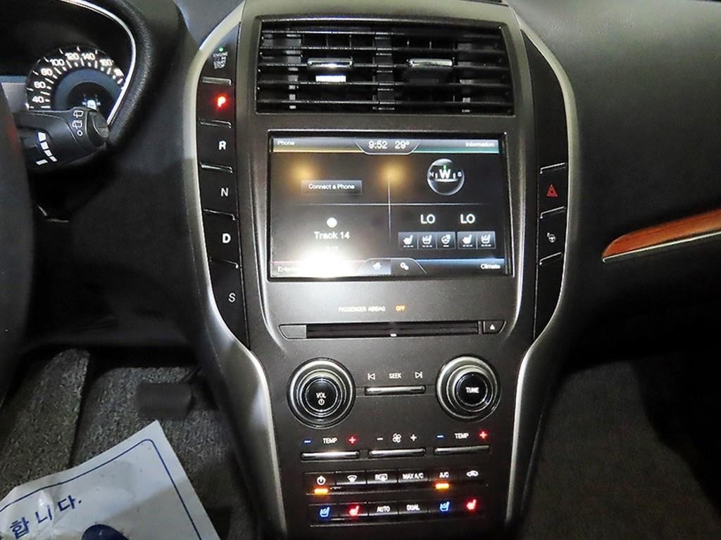 링컨 MKC 2.0 AWD 리저브 이미지 11