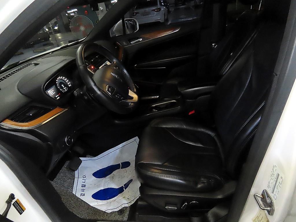 링컨 MKC 2.0 AWD 리저브 이미지 6