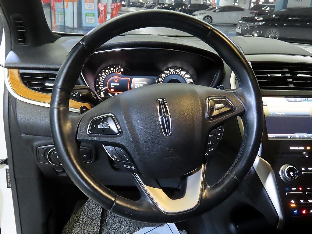 링컨 MKC 2.0 AWD 리저브 이미지 8