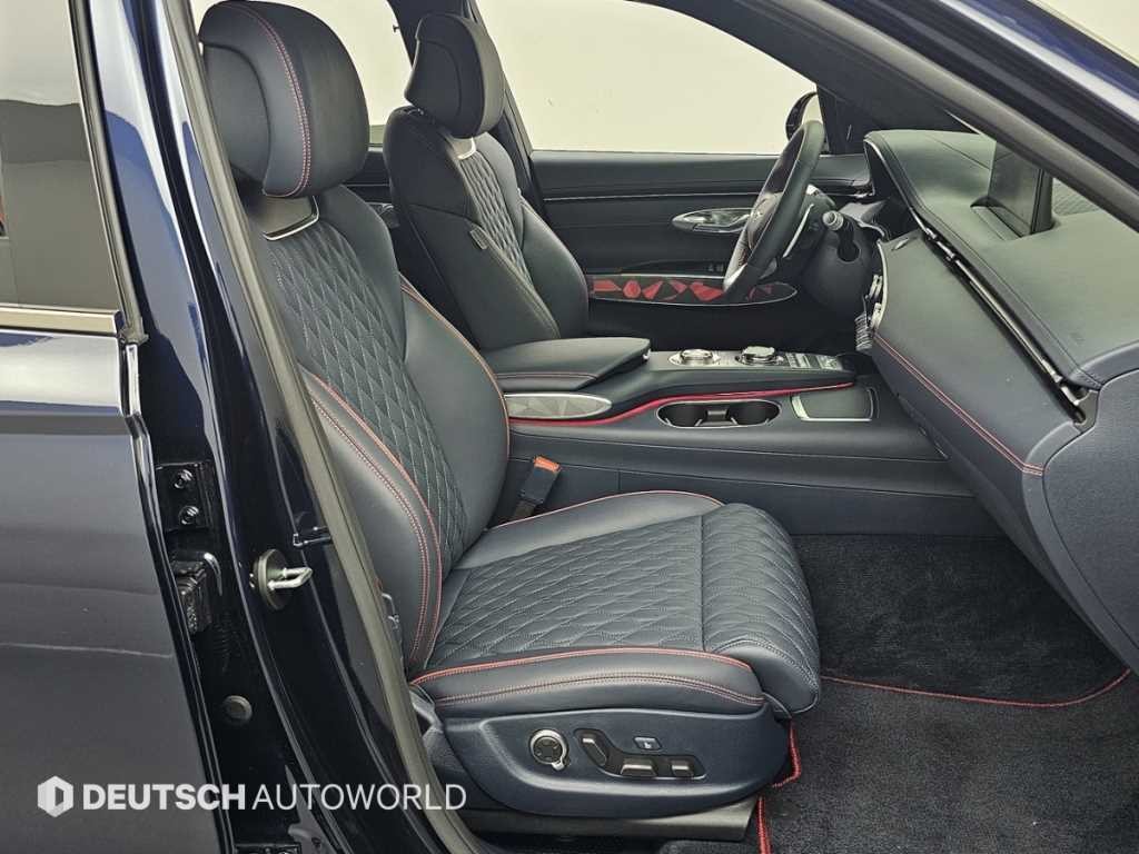 제네시스 GV70 2.5T 가솔린 AWD 스포츠 이미지 10