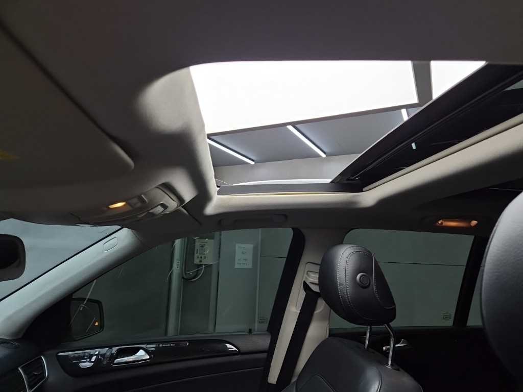 벤츠 GLE 클래스 GLE 클래스 W166 GLE 350 d 4MATIC 이미지 15