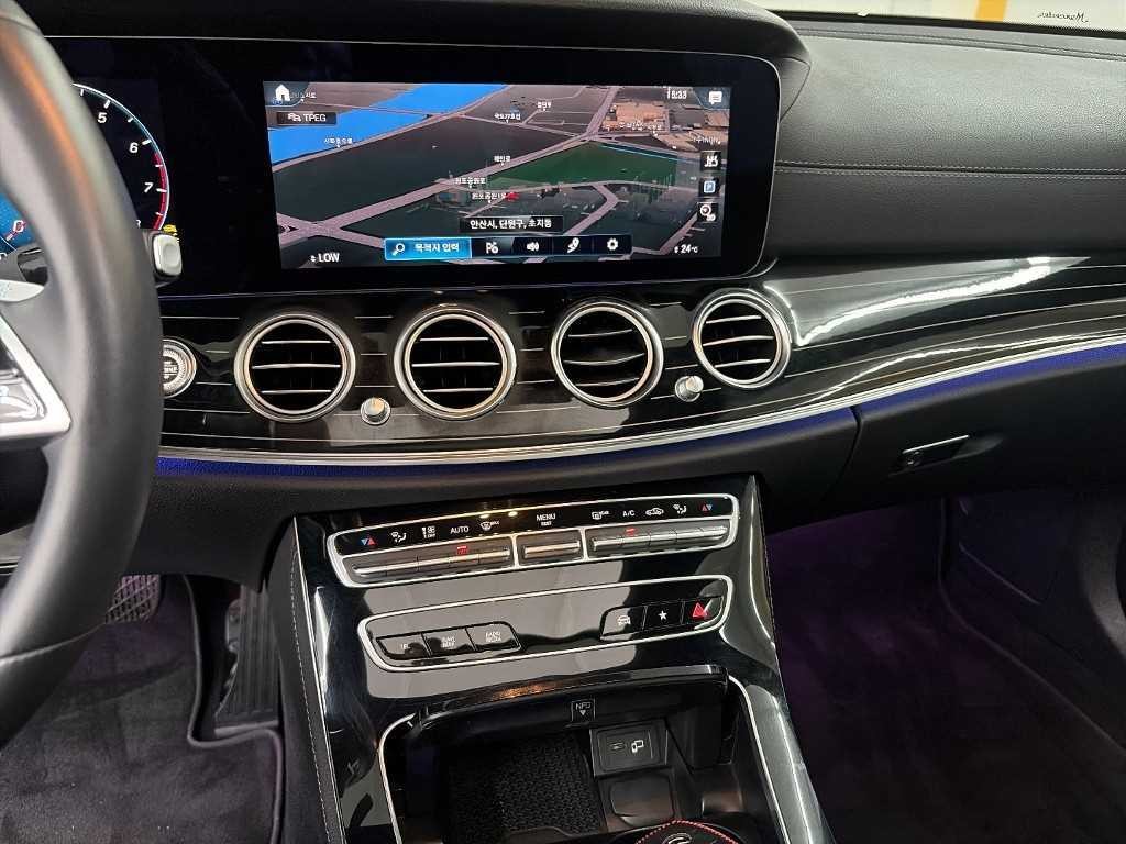 벤츠 E 클래스 E-클래스 W213 E450 4MATIC 익스클루시브 이미지 10