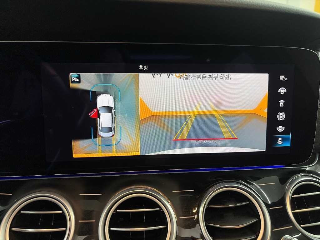 벤츠 E 클래스 E-클래스 W213 E450 4MATIC 익스클루시브 이미지 18