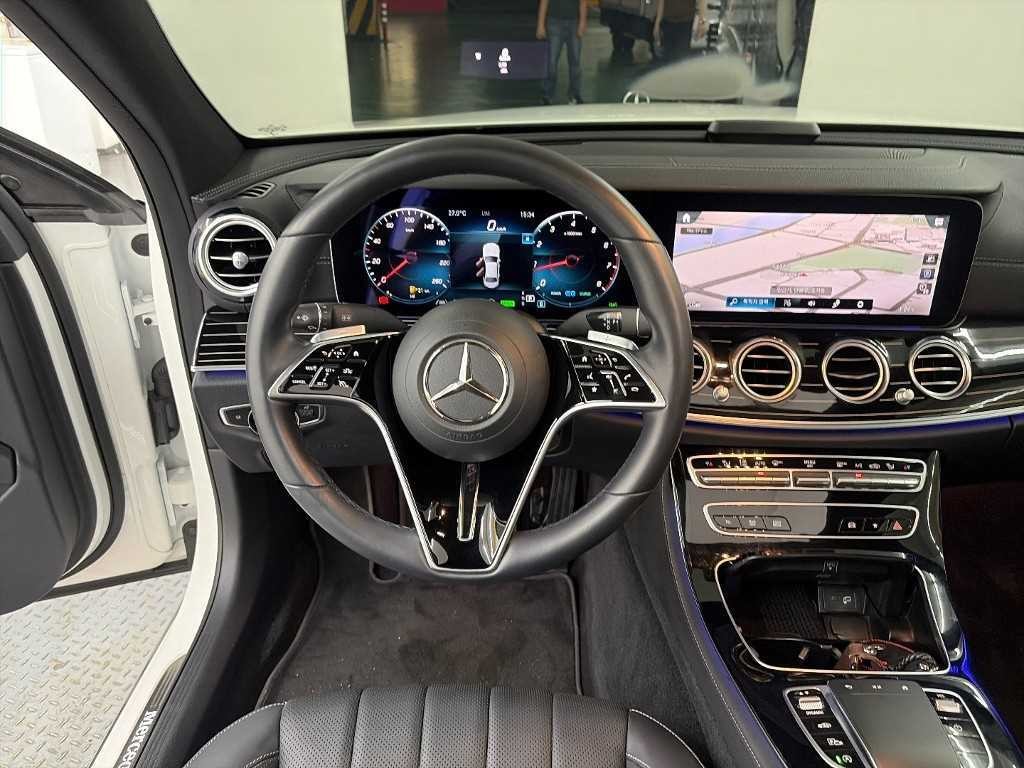 벤츠 E 클래스 E-클래스 W213 E450 4MATIC 익스클루시브 이미지 9