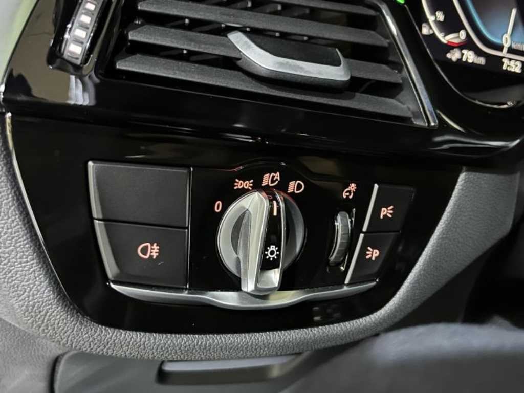 BMW 5시리즈 5시리즈 (G30) 530e M 스포츠 이미지 14