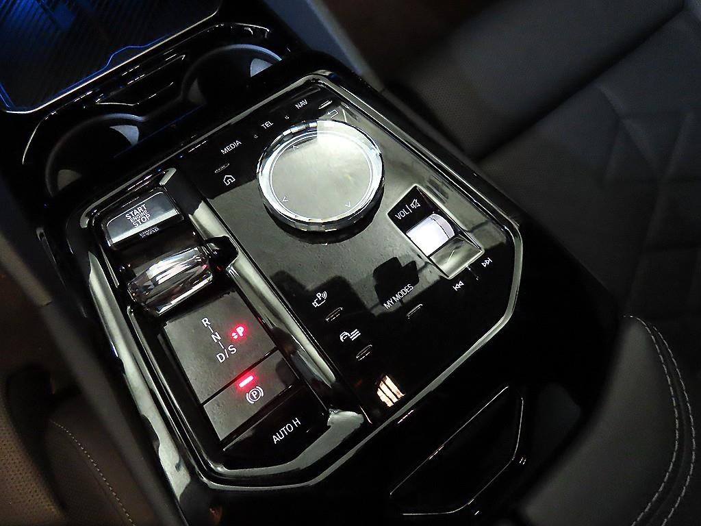 BMW 5시리즈 5시리즈 (G60) 530e M 스포츠 프로 이미지 12