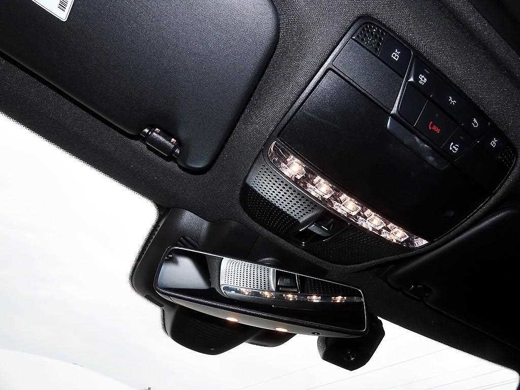 벤츠 C 클래스 C클래스 W205 C220 d 4MATIC 아방가르드 이미지 15