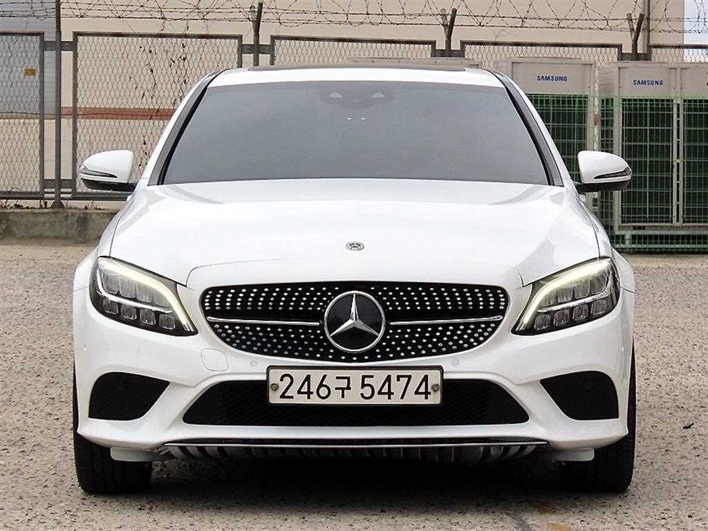 벤츠 C 클래스 C클래스 W205 C220 d 4MATIC 아방가르드 이미지 2