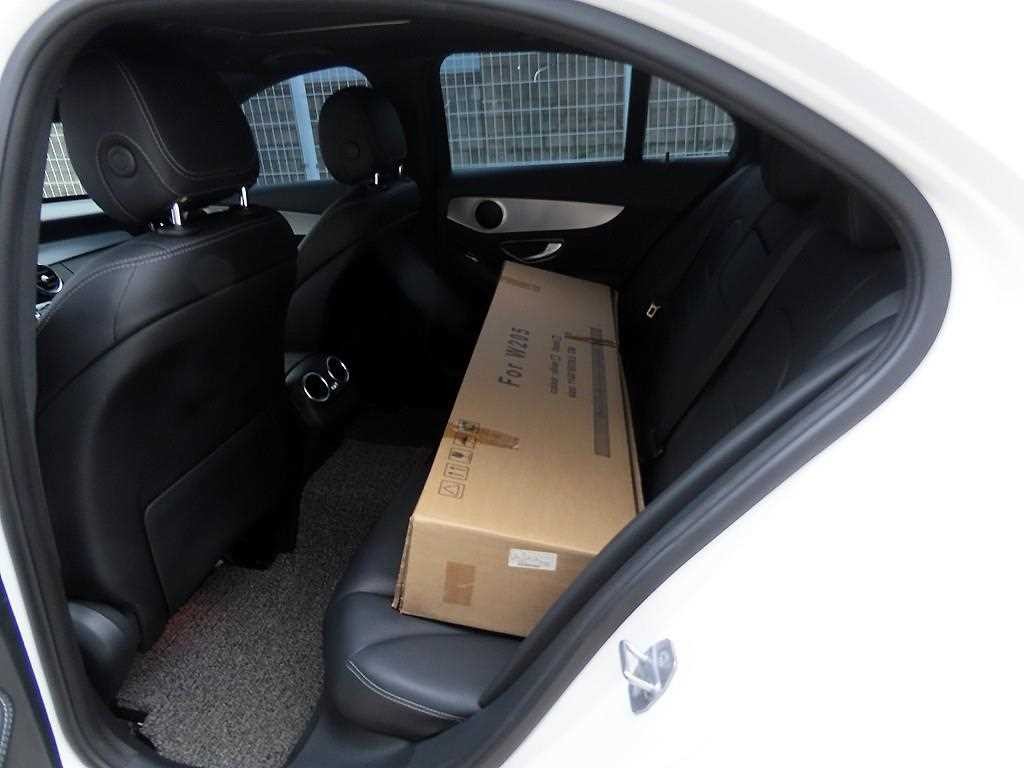 벤츠 C 클래스 C클래스 W205 C220 d 4MATIC 아방가르드 이미지 6