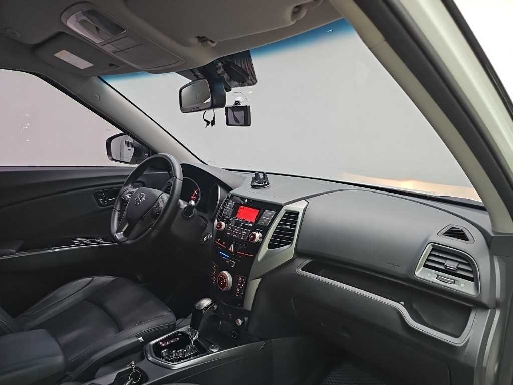 KG모빌리티(쌍용) 티볼리 티볼리 아머 2WD 가솔린 VX 이미지 18