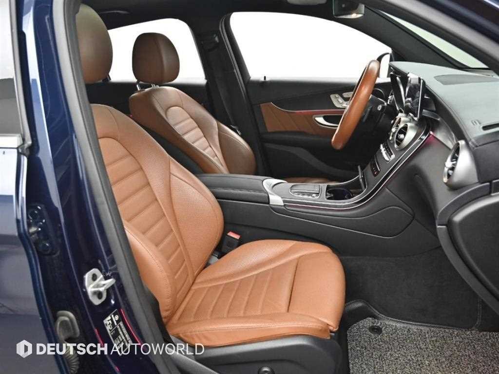 벤츠 GLC 클래스 GLC클래스 X253 GLC 300 4MATIC 프리미엄 쿠페 이미지 10