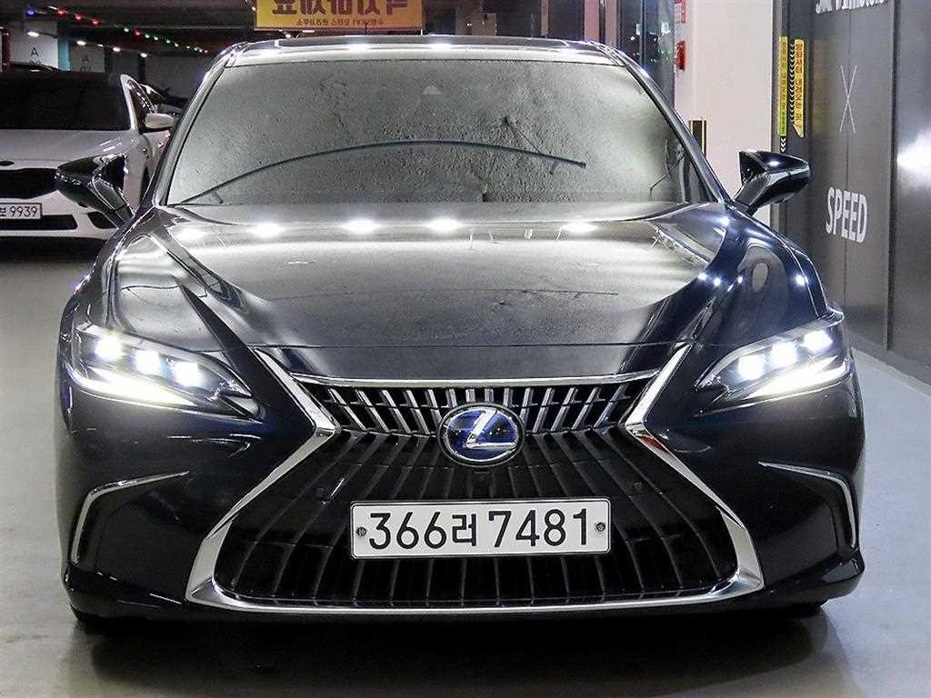 렉서스 ES ES300h 7세대 이그제큐티브 이미지 2