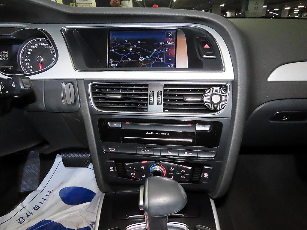 아우디 A4 뉴 A4 35 TDI 콰트로 다이나믹 이미지 11
