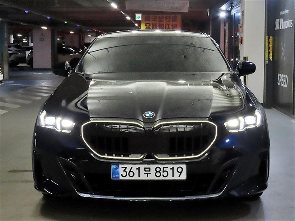 BMW 5시리즈 5시리즈 (G60) 520i M 스포츠 이미지 2