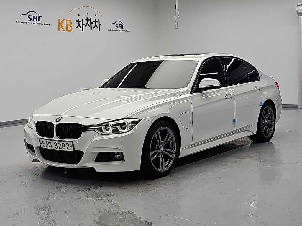 BMW 3시리즈 3시리즈 (F30) 330e i퍼포먼스 M 스포츠 이미지 1